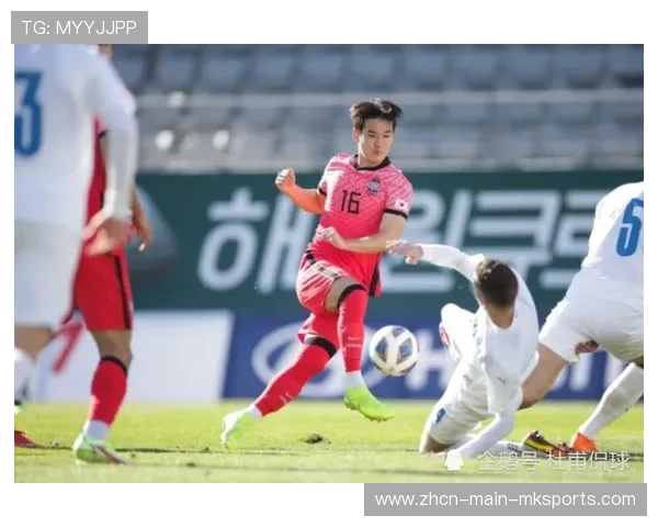 狼队球员布埃诺补射破门，打入球队挽回颜面一球